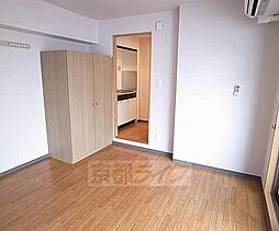 マホガニーコート 301 3階1Kのリビング/ダイニング