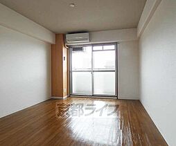 京阪本線 丹波橋駅 徒歩3分の賃貸マンション 4階1Kのリビング/ダイニング