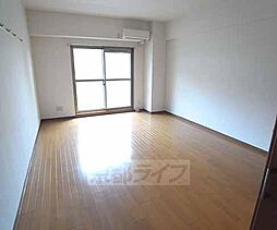 京都地下鉄東西線 椥辻駅 徒歩16分の賃貸マンション 1階1Kのリビング/ダイニング