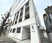 北大路駅より徒歩14分 3階 築1年の賃貸物件