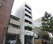 今出川駅より徒歩13分 6階 築42年1ヶ月の賃貸物件