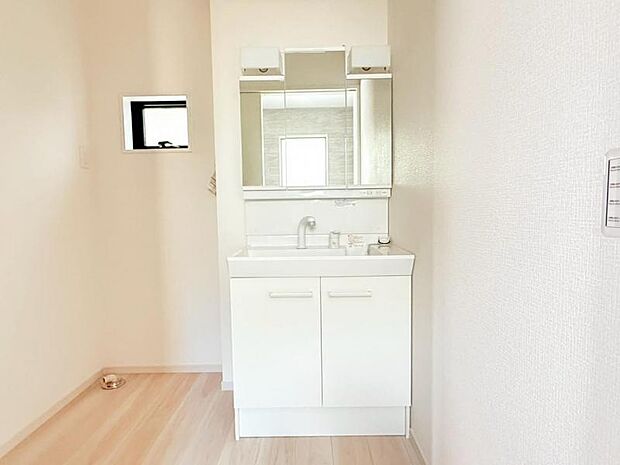 暮らしを快適に変えるシャワー付洗面台