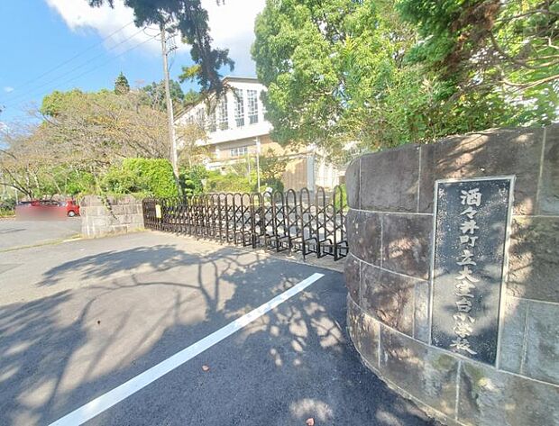 大室台小学校810m