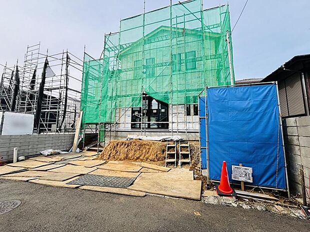 広々ランドリールームには毎日の洗濯を手助けしてくれる「乾太くん」設置!