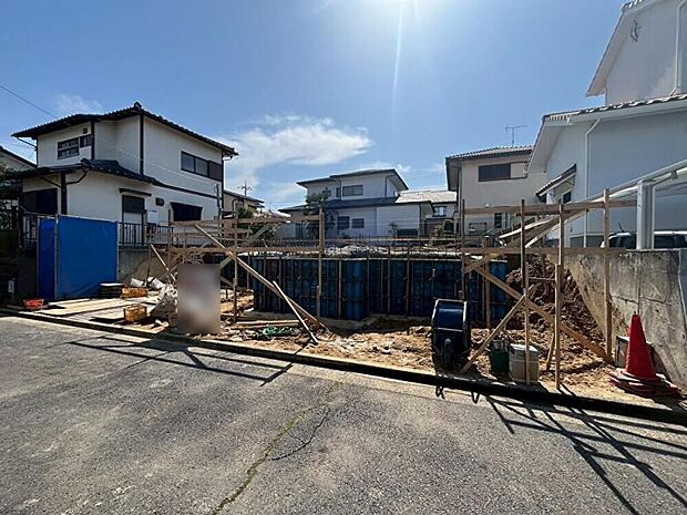 車通りの少ない閑静な住宅地です