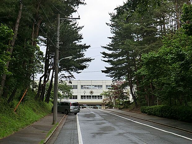 佐倉東小学校900ｍ