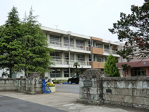 臼井小学校1500ｍ
