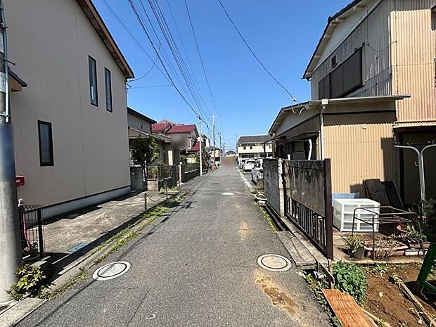 静けさと陽だまりに包まれる南西向きの住まい