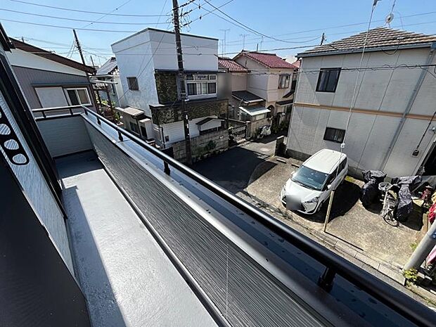 光に包まれる明るい南西向きの暮らし