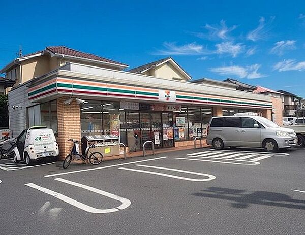 セブンイレブン佐倉王子台2丁目店 徒歩3分。 220m