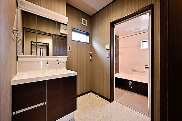【プラン例　洗面台】建物本体価格1530万　建物面積109.09平米