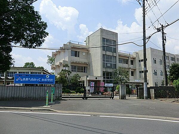 佐倉市立上志津小学校 徒歩8分。 570m