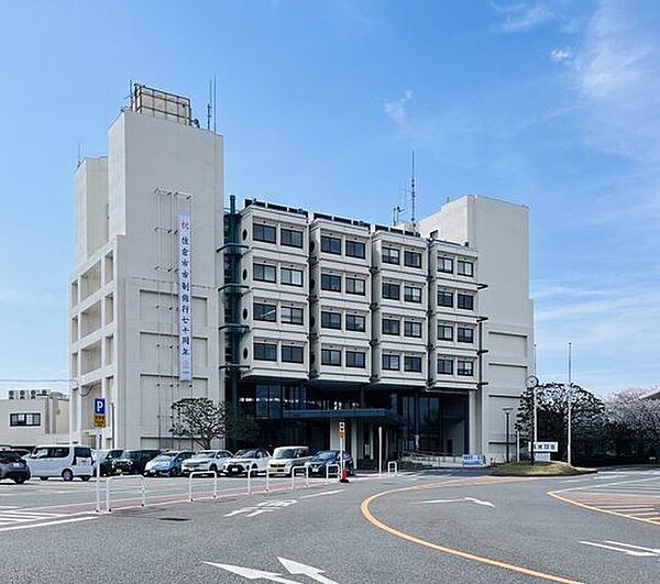 佐倉市役所 徒歩14分。 1140m