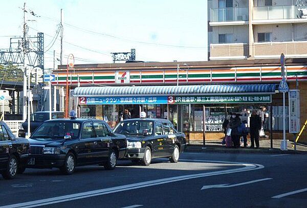 セブンイレブン京成佐倉駅前店 徒歩7分。 510m