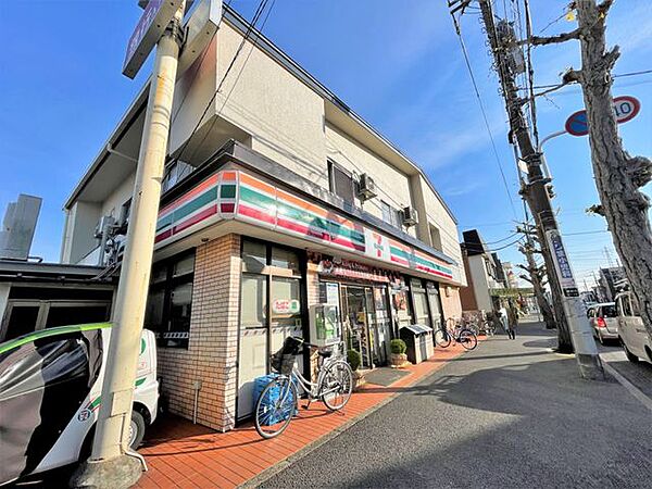 セブンイレブン勝田台店 徒歩9分。 650m