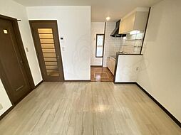 ウエストヒルパート2 2階2DKのリビング/ダイニング