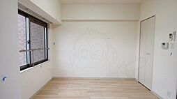 Un　Castello西院 5階1Kのリビング/ダイニング