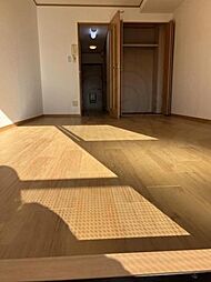 グレース離宮 2階1Kのリビング/ダイニング