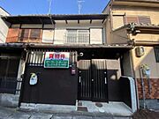 鹿王院駅より徒歩4分 築126年4ヶ月 2階建の賃貸物件