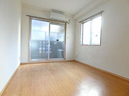 アルティスタ東向日 2階1Kのリビング/ダイニング