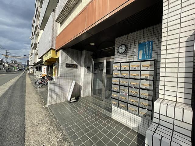 6 / 12