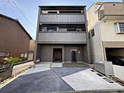 花園駅より徒歩5分 築1年2ヶ月 3階建の賃貸物件