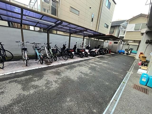 その他