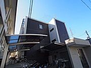 西京極駅より徒歩9分 地下1階 築13年7ヶ月の賃貸物件