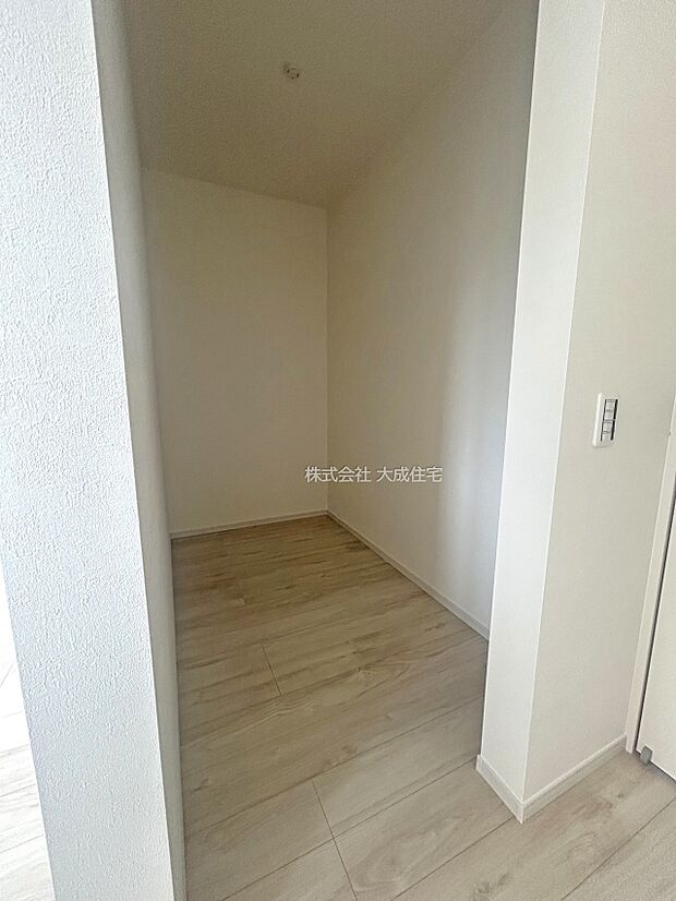 内装:大容量のWIC！　現地写真2025.8.11撮影