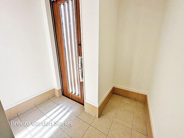 内装:TAISEIこだわりの参考プラン:アウトドア用品も収納できる収納スペース