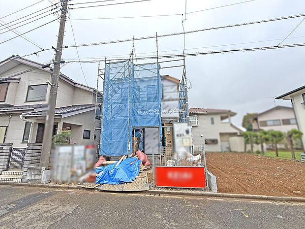 外観:商業施設が徒歩圏内に多数ある好立地 現地写真2025.10.16撮影