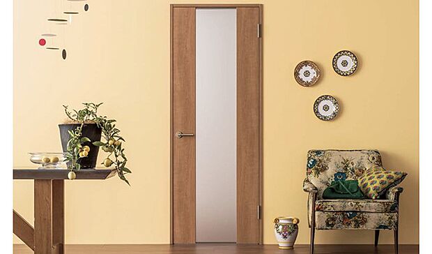 内装:参考プラン:十人十色の好みに対応!木の風合いや色味を忠実に再現し、色彩学に基づいて誕生したクリエカラーは、どんな色とも相性のいいパーフェクトカラー。