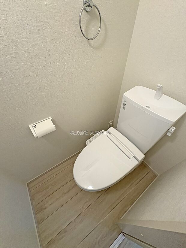 内装:トイレ。 現地写真2025.7.3撮影