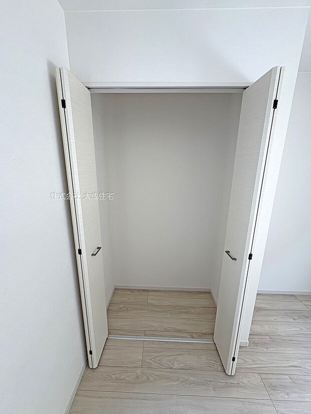 内装:収納スペースございます。　現地写真2025.7.3撮影