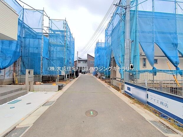 外観:前面道路　13号棟：現地写真2025.10.7撮影