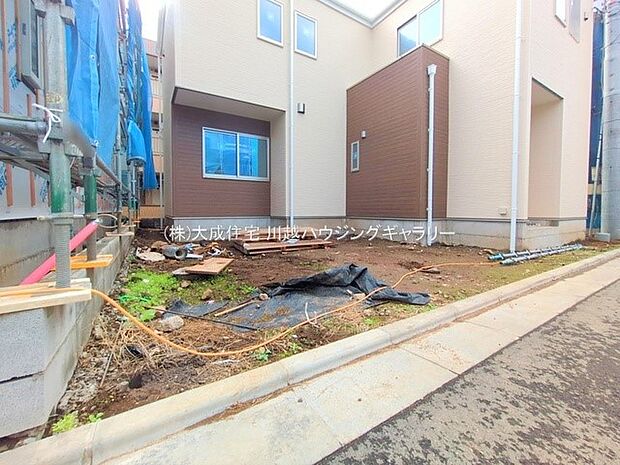 外観:駐車スペース。 12号棟:現地写真2025.10.27撮影