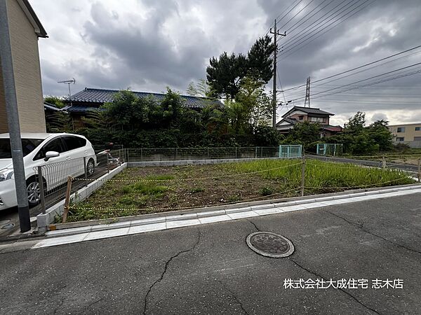 外観:建築条件なし！お好きなハウスメーカーにて建築可能＾＾　現地写真2024.6.10撮影
