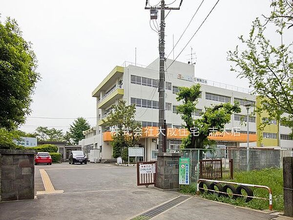 周辺環境:小学校 800m 志木市立宗岡第三小学校(徒歩11分　住宅街にあり、通学安心＾＾)