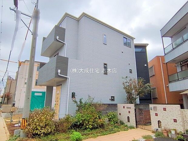 外観:1号棟：現地写真2025.10.15撮影