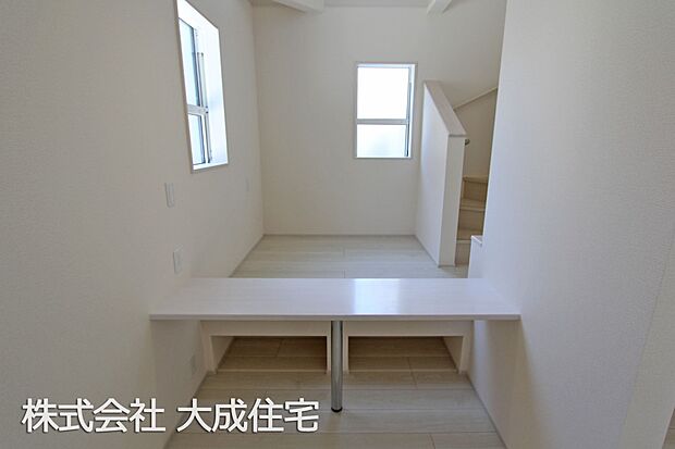 内装:11号棟：学習やワークスペースとして便利です！　現地写真2025.8.21撮影