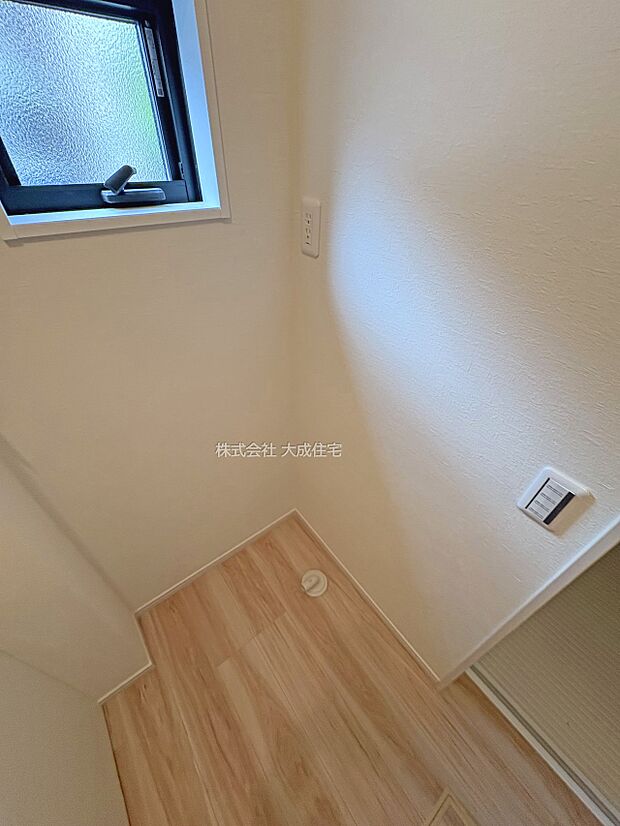 内装:ランドリースペース。 1号棟:現地写真2025.9.19撮影