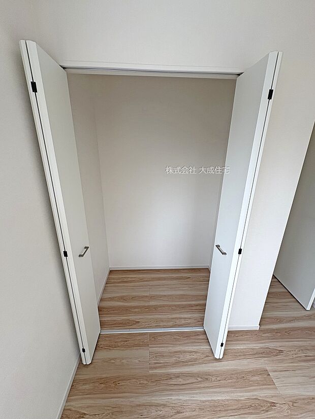 内装:収納ございます。 1号棟:現地写真2025.9.19撮影