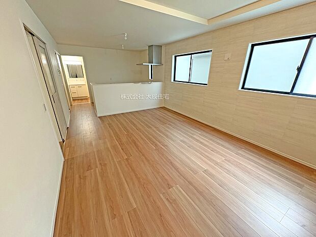 内装:LDK17帖ございます。　2号棟：現地写真2025.9.19撮影