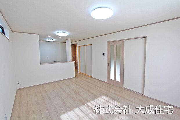 内装:ＬＤＫ16帖　現地写真2025.10.23撮影