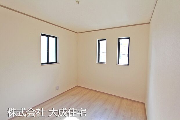 内装:洋室5.2帖　現地写真2025.10.23撮影