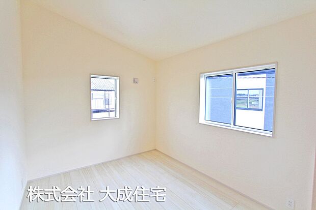 内装:1号棟：洋室5．2帖　現地写真2025.10.6撮影