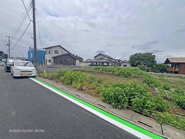 外観:4区画:90坪以上の広大な土地! 現地写真2025.7.21撮影