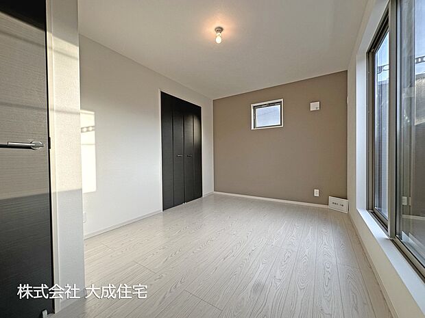 内装:洋室6．2帖！　現地写真2025.10．9撮影