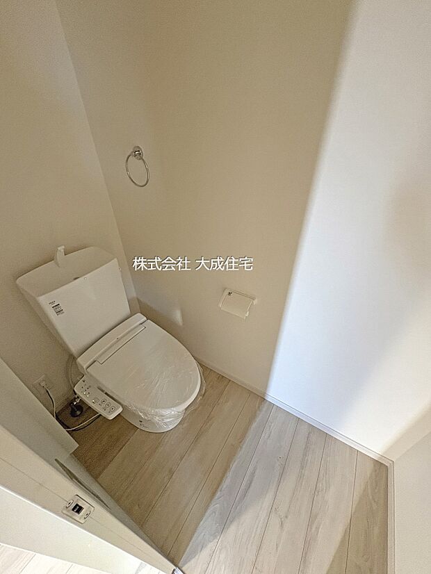 内装:1階と2階にお手洗いございます。 現地写真2025.11.15撮影