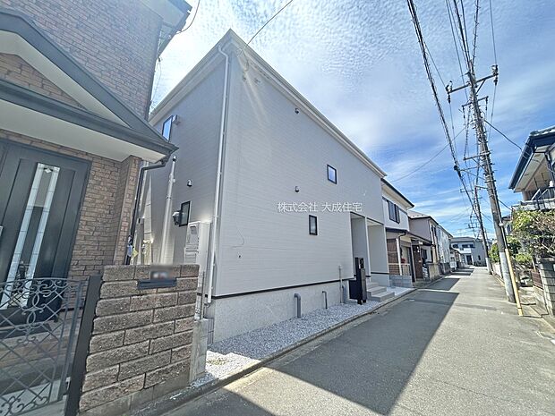 外観:お気軽にお問い合わせください。 1号棟:現地写真2025.8.15撮影